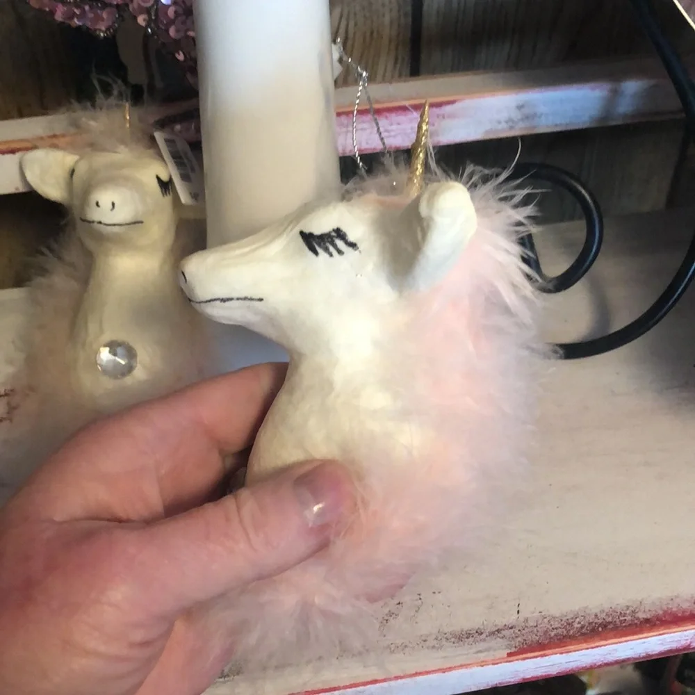 (2) Pier One Import’s Unicorn 🦄 Ornaments